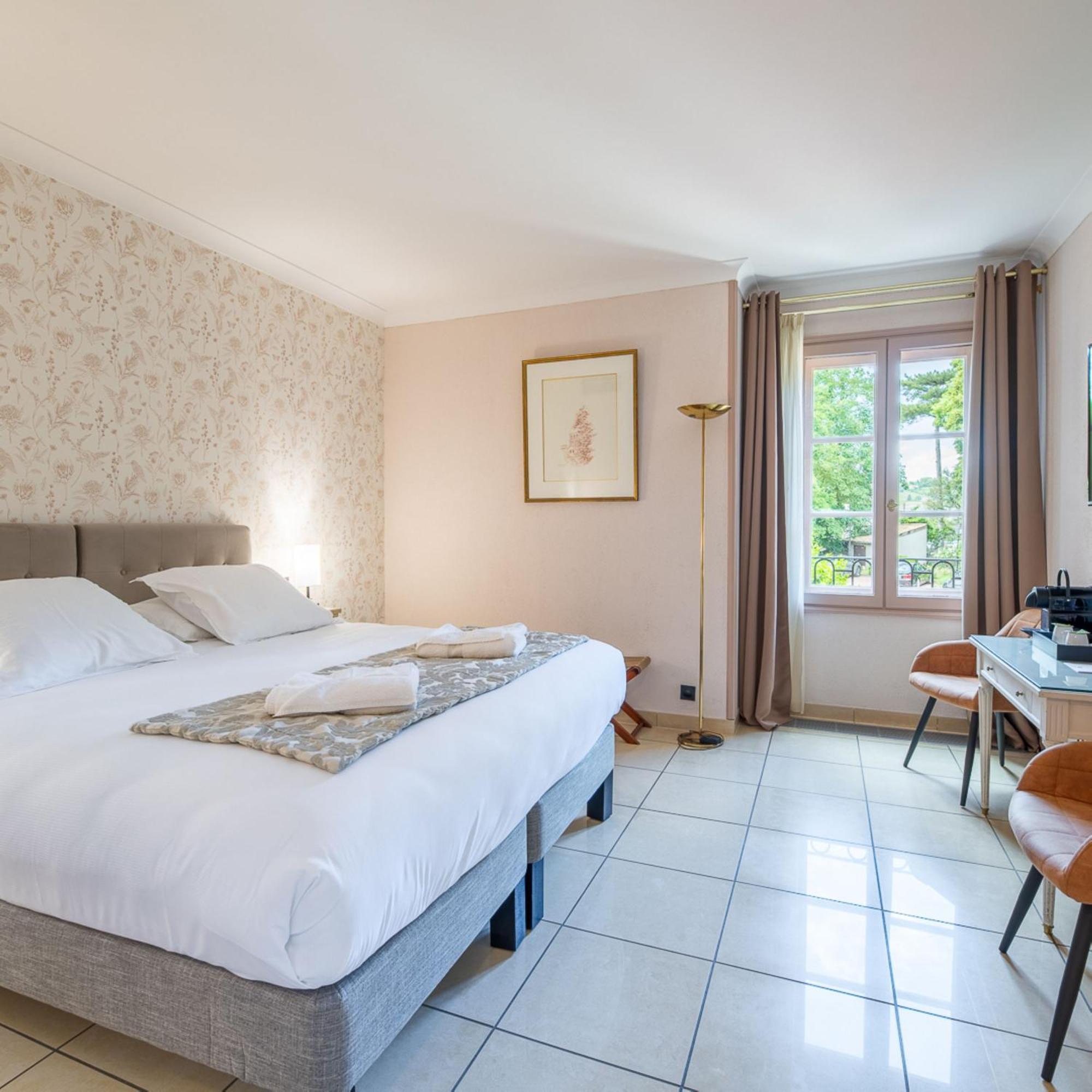 Demeures & Chateaux - Hotel Greuze & Spa ตูร์นุส ห้อง รูปภาพ