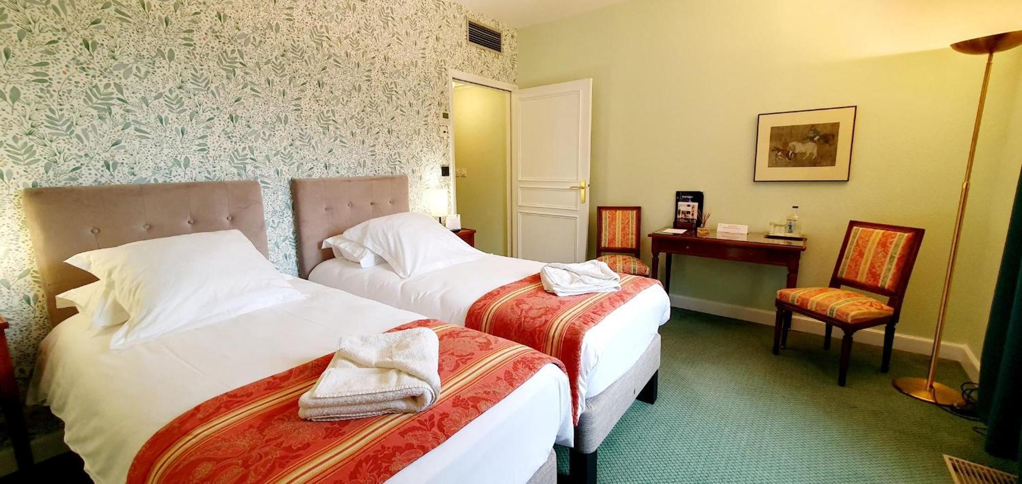 Demeures & Chateaux - Hotel Greuze & Spa ตูร์นุส ภายนอก รูปภาพ
