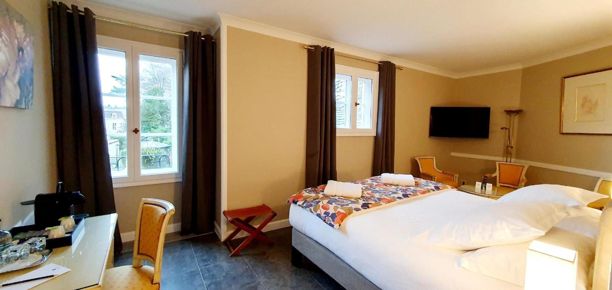 Demeures & Chateaux - Hotel Greuze & Spa ตูร์นุส ภายนอก รูปภาพ